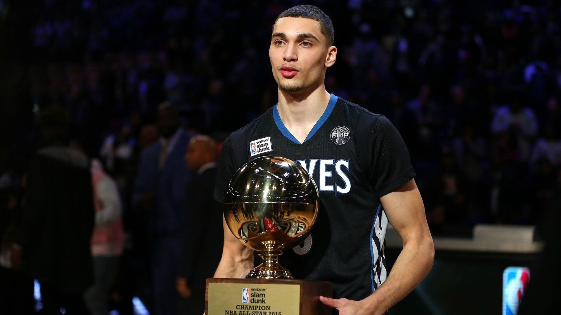 世乒赛转会风云：多特蒙德盯上锋线强援，肖若腾或成交易筹码